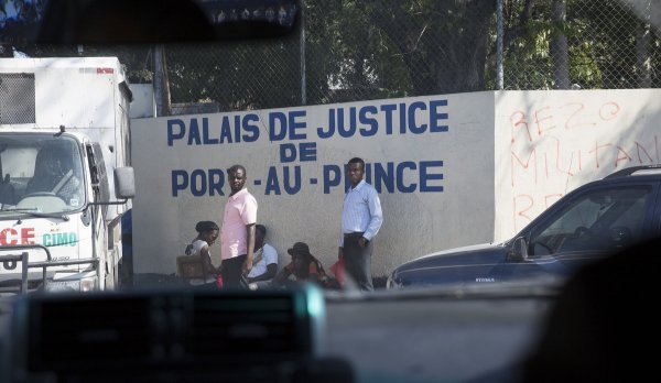 Le Ministère de la Justice entend retirer le Palais de Justice au Bicentenaire