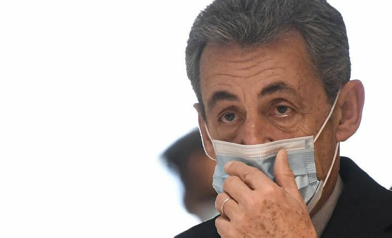 Nicolas Sarkozy condamné à un an de prison ferme.
