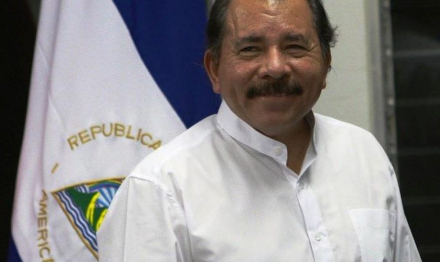 Ortega réélu dans une élection étiquetée de “comédie électorale” par les États-Unis