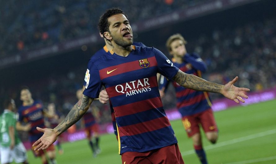 Dani Alves fait son grand retour à FC Barcelone