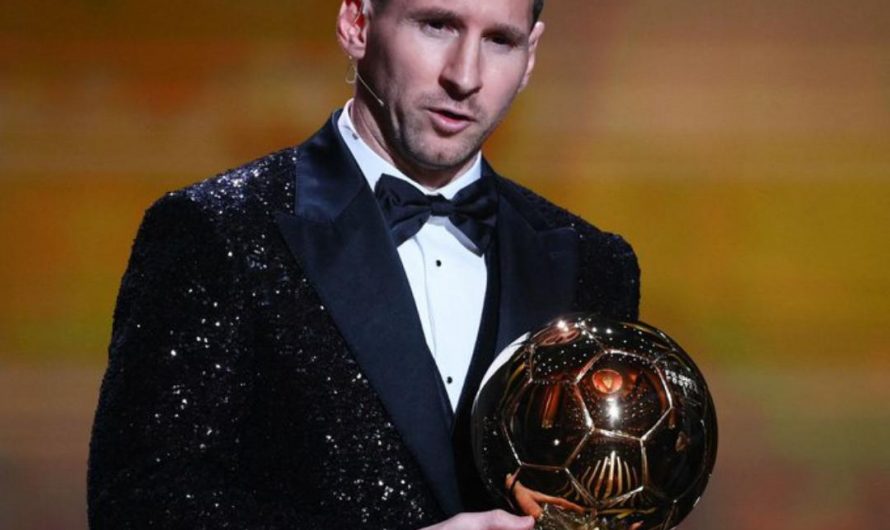 «Vous êtes le meilleur», réagissent Ronaldinho et Carles Puyol à l’annonce du 7e Ballon d’Or de Messi