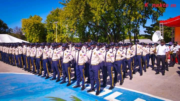 PNH: Une nouvelle promotion formée par plus de 600 jeunes rejoignent l’institution policière
