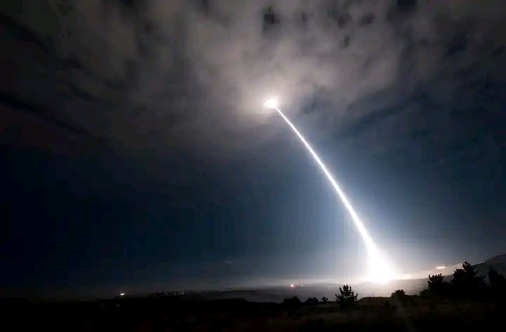 Les États-Unis retardent le test du missile MINUTEMAN-III