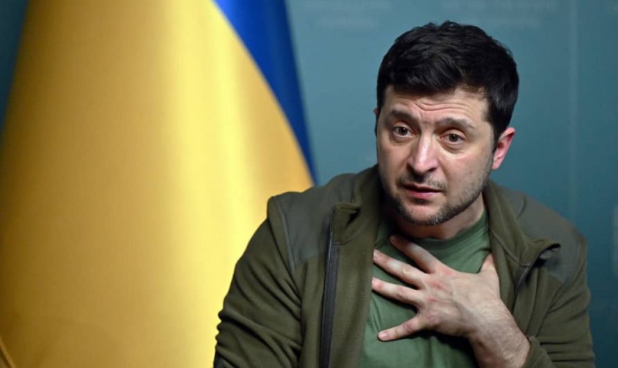 Guerre en Ukraine : le président Zenlensky dénonce les “promesses” non tenues des occidentaux