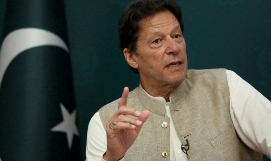 Au Pakistan, Imran Khan évincé du pouvoir