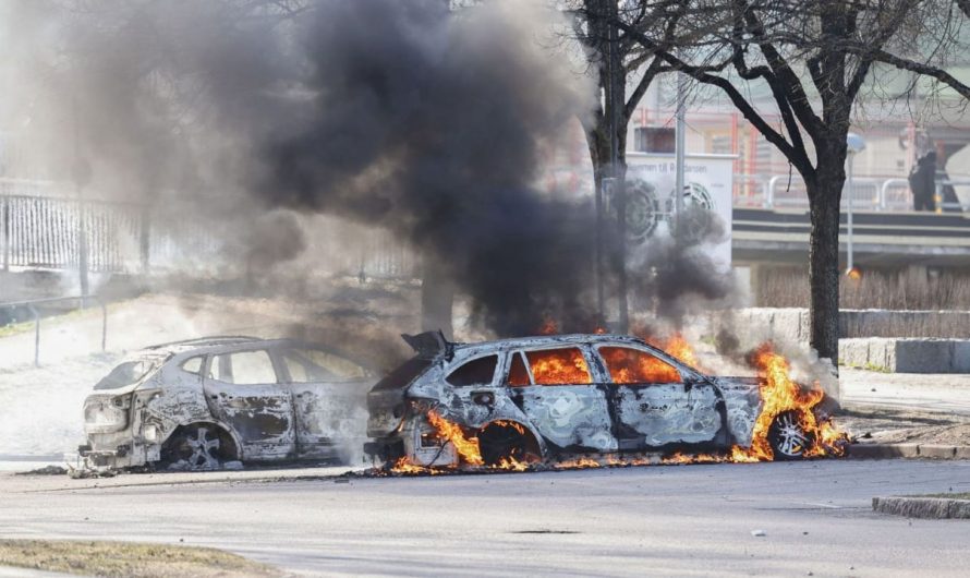 Suède: 40 blessés par balle lors d’affrontements violents entre manifestants et policiers