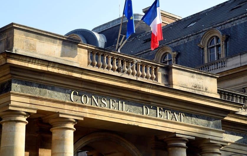 France : Le Conseil d’État rejette le recours d’un ex-magistrat qui proposait sa fille sur un site libertin