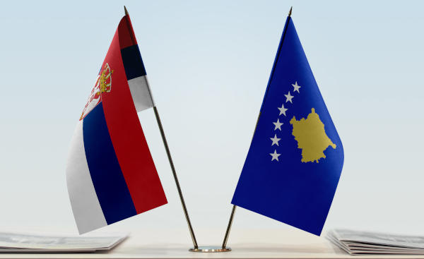 La Serbie et le Kosovo concluent un «accord de libre circulation»