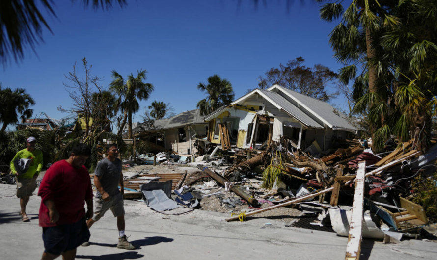 La tempête Ian touche la Caroline du Sud après des dégâts «historiques» en Floride