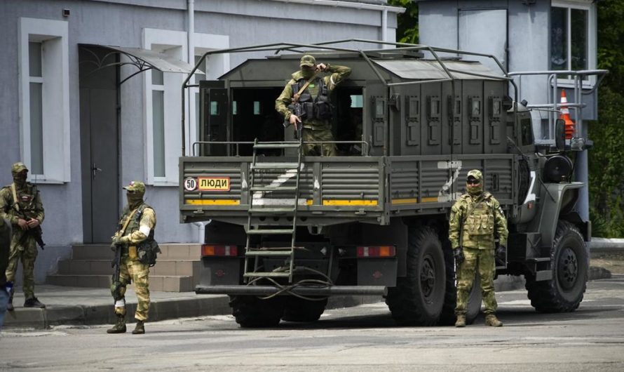 La Russie ordonne le retrait de ses forces de Kherson dans le sud de l’Ukraine